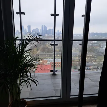 Chillout View & Pleasure - Wola Tower 15th Floor 바르샤바