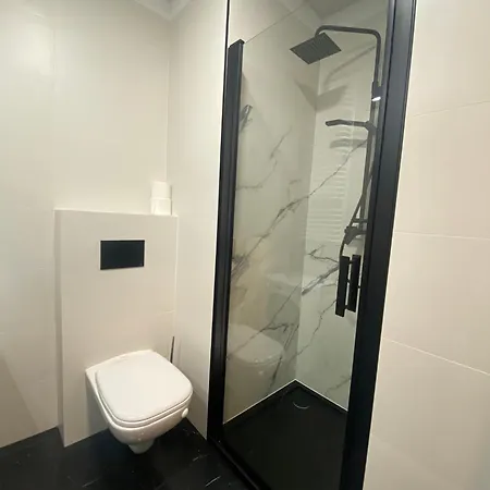 Chillout View & Pleasure - Wola Tower 15th Floor 바르샤바