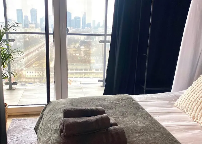 Chillout View & Pleasure - Wola Tower 15th Floor * وارسو